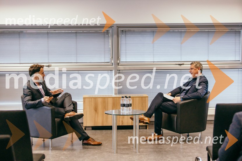 Otvoritev prenovljenega prodajnega salona Mercedes-Benz