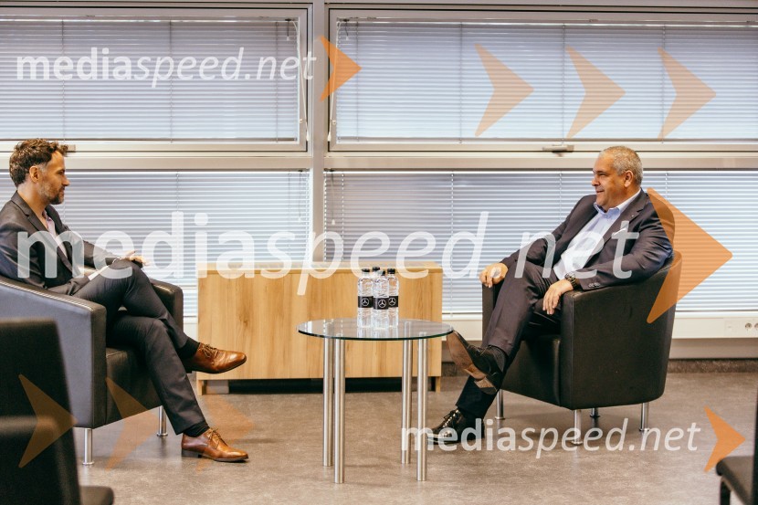 Otvoritev prenovljenega prodajnega salona Mercedes-Benz