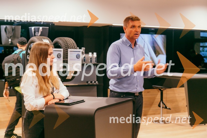 Otvoritev prenovljenega prodajnega salona Mercedes-Benz