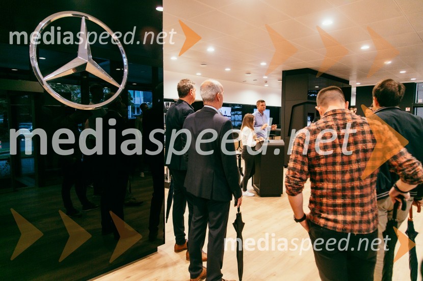 Otvoritev prenovljenega prodajnega salona Mercedes-Benz