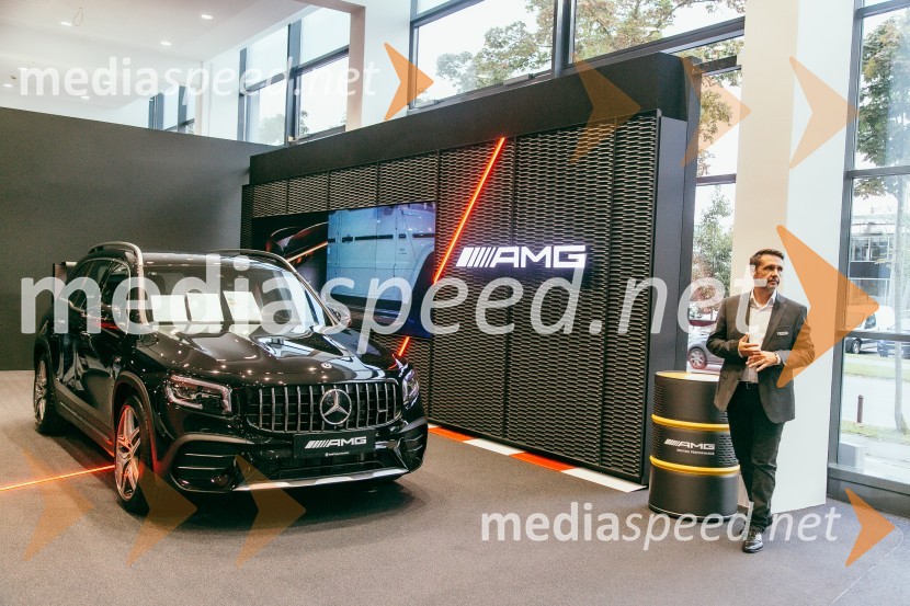 Otvoritev prenovljenega prodajnega salona Mercedes-Benz