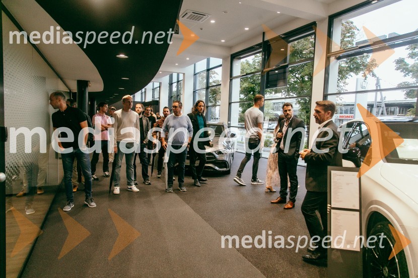 Otvoritev prenovljenega prodajnega salona Mercedes-Benz