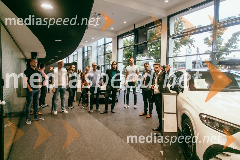 Otvoritev prenovljenega prodajnega salona Mercedes-Benz