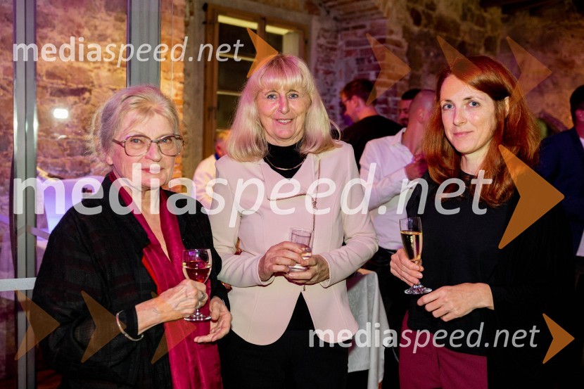  Jelka Reichman, slikarka in ilustratorka; dr. Ljubica Marjanovič Umek, psihologinja;  ... Srečanje z Navdihovalci v Mladinski knjigi