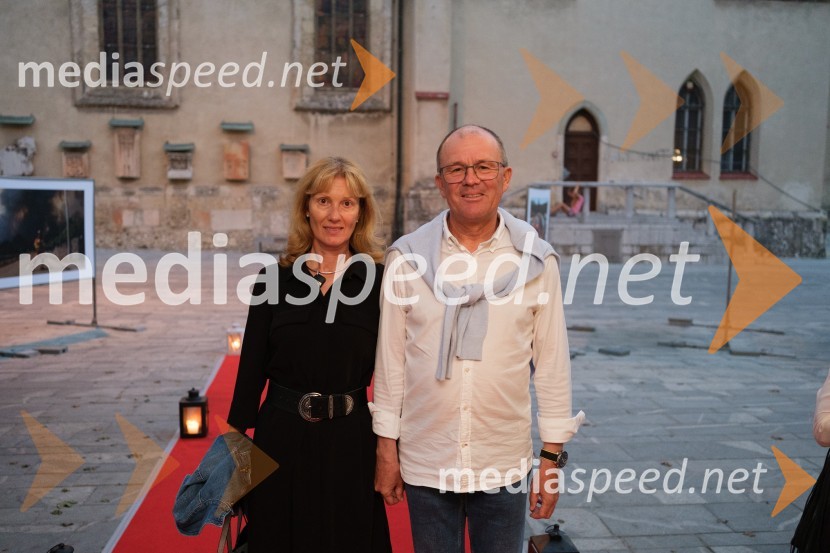  Daja Bah Koren, sodnica; mag. Boštjan Koren, direktor, Slovenske železnice, Potniški prometZadnji Hamlet, premiera, Prešernovo gledališče Kranj