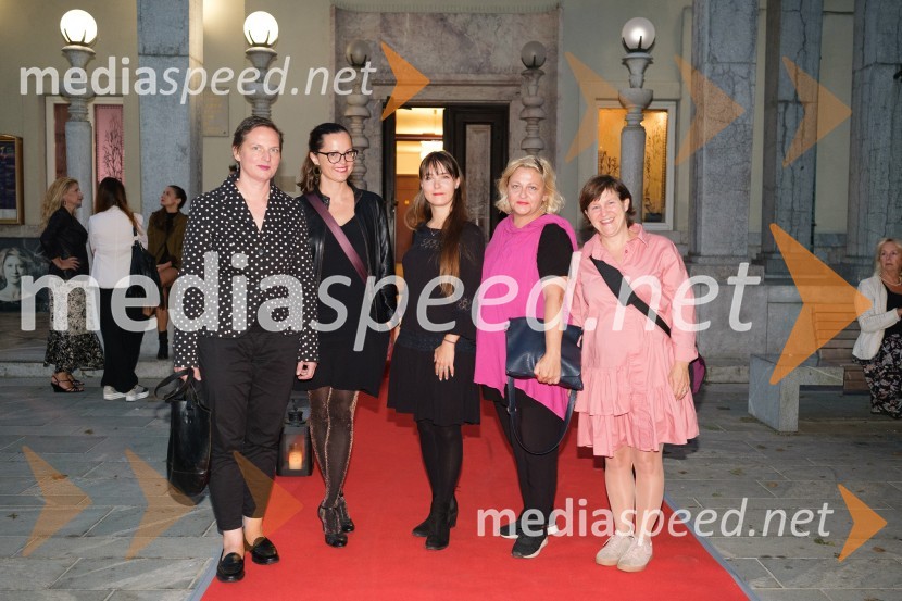  ... ;  Tamara Bračič Vidmar, producentka, Bunker Ljubljana, koordinator mednarodne mreže Balkan Express;  ... ;  ... ;  ... Zadnji Hamlet, premiera, Prešernovo gledališče Kranj