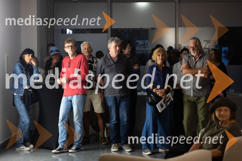  ... ;  ... ;  Apolonija Simon, umetnica;  ... Odprtje razstave Črno na belem akademske slikarke Tine Konec, Generali galerija