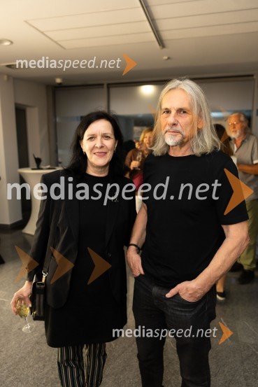  Bojana Žohar;  Jurij  Kalan, slikarOdprtje razstave Črno na belem akademske slikarke Tine Konec, Generali galerija