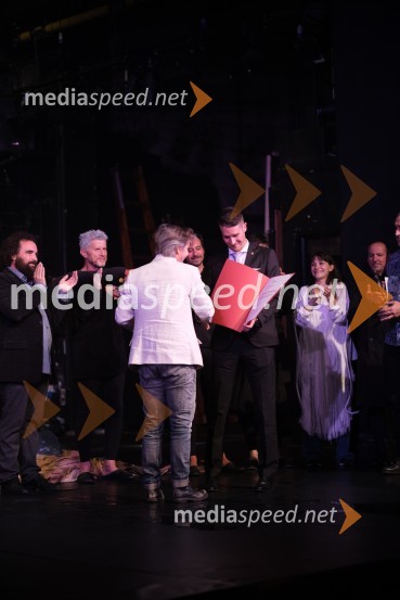  Aljoša Ternovšek, igralec;  Janez Černe, podžupan Mestne občine KranjZadnji Hamlet, premiera, Prešernovo gledališče Kranj