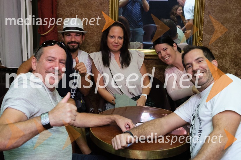  Ciril Roblek, inspicient PGK;  ... ;  ... ;  ... ;  ... Zadnji Hamlet, premiera, Prešernovo gledališče Kranj