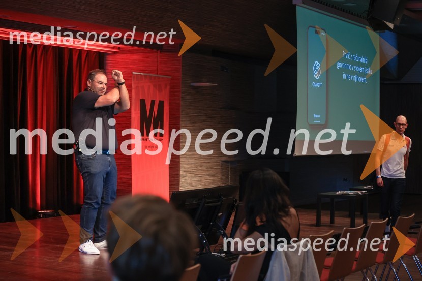 AI-spiracija: kako in kaj z umetno inteligenco v 2024