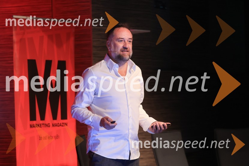 AI-spiracija: kako in kaj z umetno inteligenco v 2024