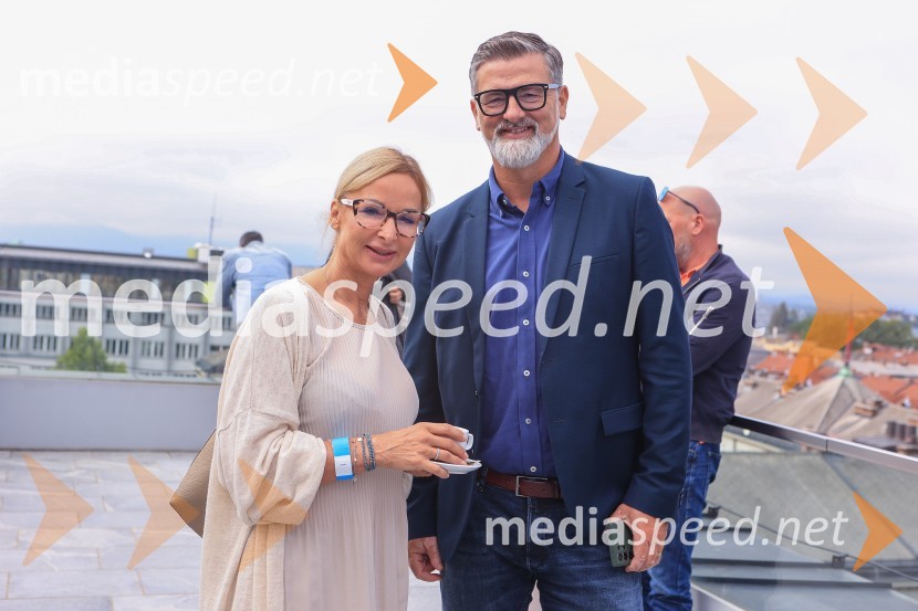 AI-spiracija: kako in kaj z umetno inteligenco v 2024