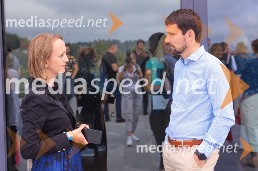 AI-spiracija: kako in kaj z umetno inteligenco v 2024