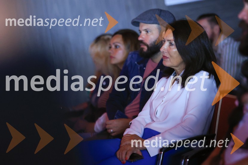 AI-spiracija: kako in kaj z umetno inteligenco v 2024