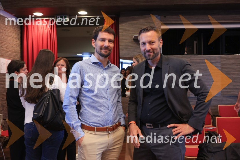 AI-spiracija: kako in kaj z umetno inteligenco v 2024