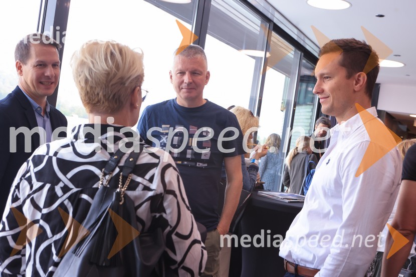 AI-spiracija: kako in kaj z umetno inteligenco v 2024