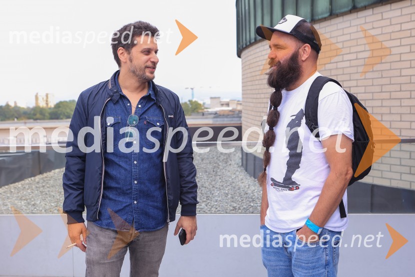 AI-spiracija: kako in kaj z umetno inteligenco v 2024