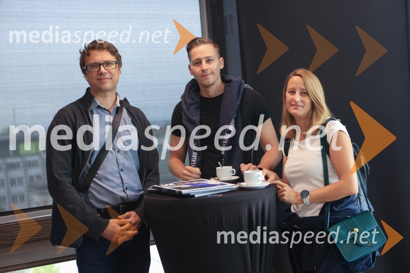 AI-spiracija: kako in kaj z umetno inteligenco v 2024