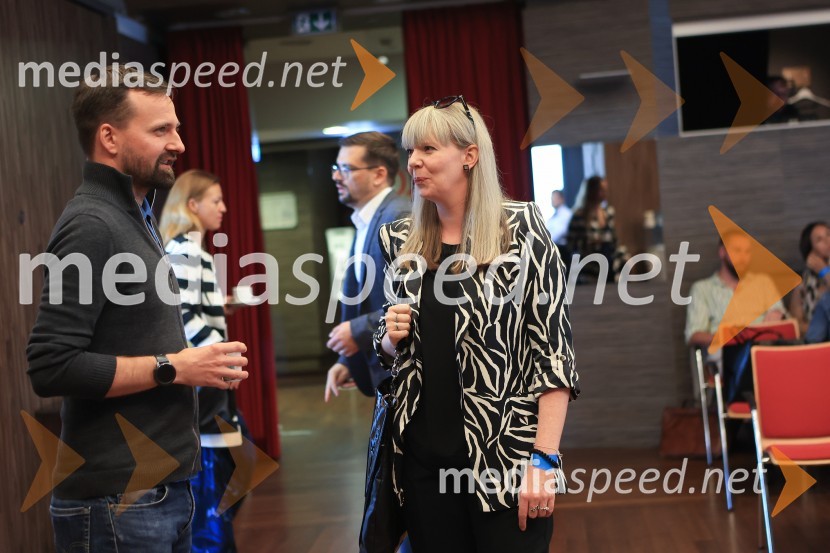 AI-spiracija: kako in kaj z umetno inteligenco v 2024