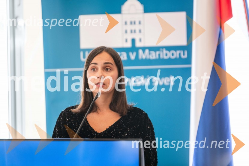  Anja UrekNajboljša študentka Univerze v Mariboru je Iza Beširević