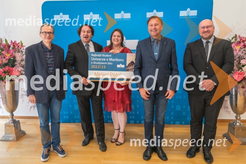  ... ; doc. dr.  Mitja Slavinec, dekan, Fakulteta za naravoslovje in matematiko, Univerza v Mariboru;  Melani Potrč, študentka Fakultete za naravoslovje in matematiko Univerze v Mariboru;  Blaž Zmazek,  dekan Fakultete za naravoslovje Univerze v Mariboru; doc. dr. Robert Repnik, Fakulteta za naravoslovje in matematiko UMNajboljša študentka Univerze v Mariboru je Iza Beširević