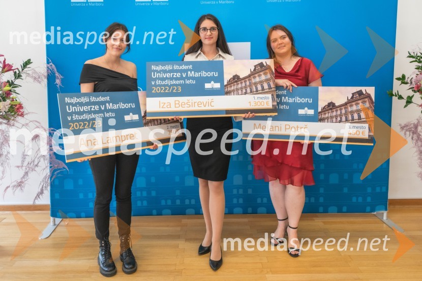  Ana Lampret,  študentka Filozofske fakultete Univerze v Mariboru;  Iza  Beširević, Pravna fakulteta UM;  Melani Potrč, študentka Fakultete za naravoslovje in matematiko Univerze v MariboruNajboljša študentka Univerze v Mariboru je Iza Beširević