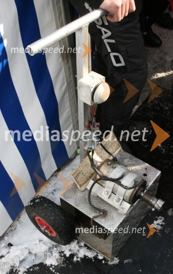 Električni zaganjač motorjaSPEEDWAY NA LEDU, polfinale svetovnega prvenstva posameznikov, 2. dirka