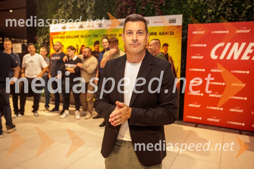  Klemen Bučan, radijski voditelj, stand-up komik, DJAction Night s filmom Plačanci 4 v Cineplexx Ljubljana