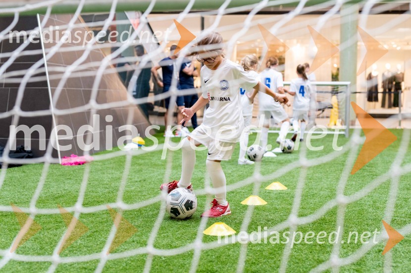 Predstavitev šolskega nogometnega centra Celje v Citycentru Celje