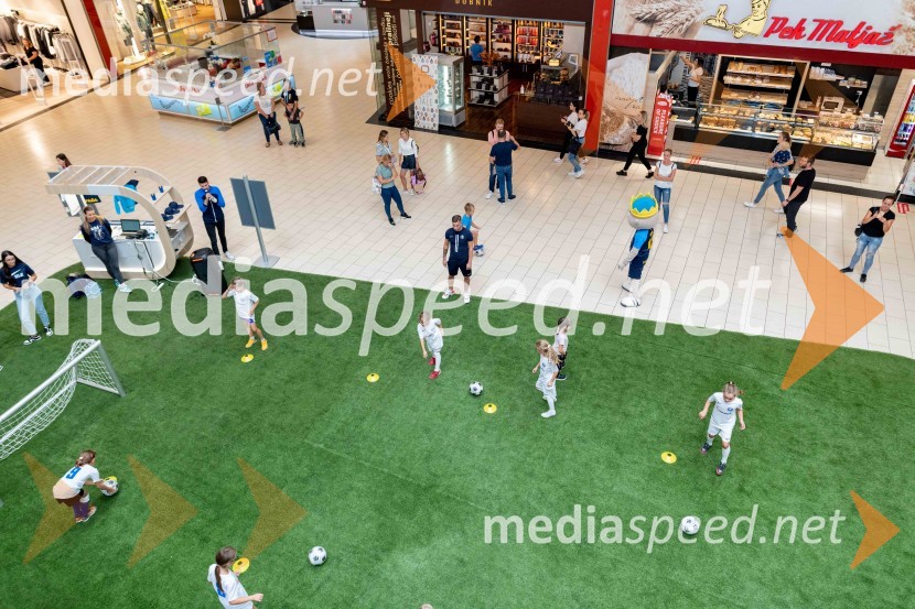 Predstavitev šolskega nogometnega centra Celje v Citycentru Celje