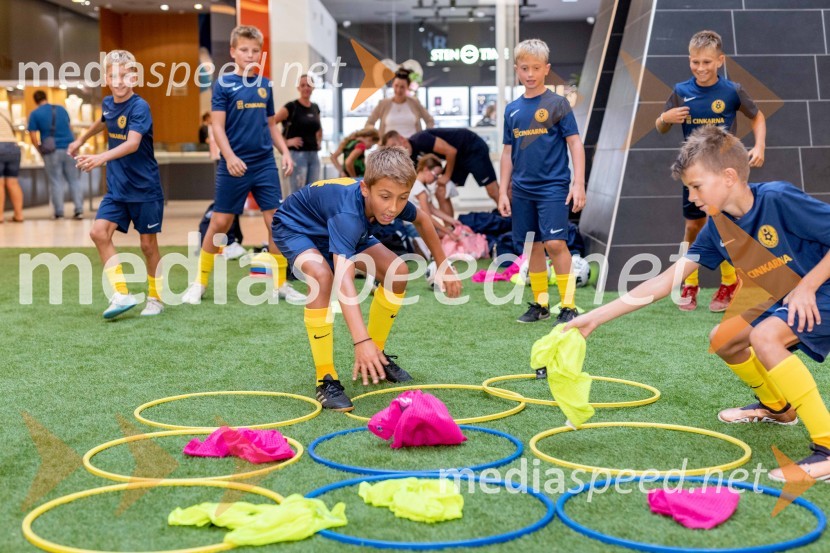 Predstavitev šolskega nogometnega centra Celje v Citycentru Celje