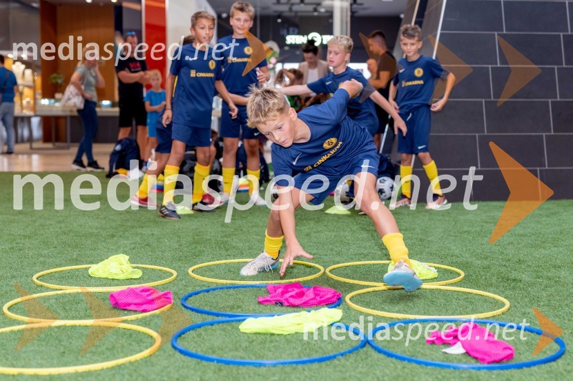 Predstavitev šolskega nogometnega centra Celje v Citycentru Celje