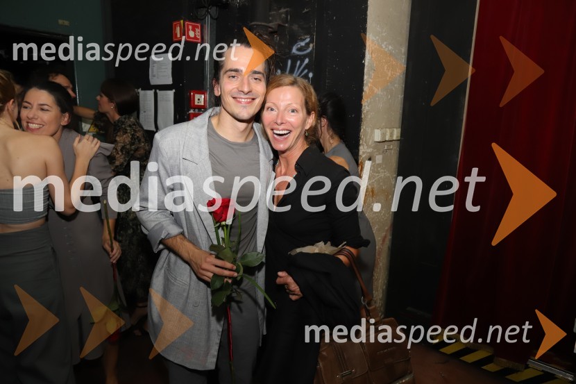  Petja Labović, igralec;  Nataša Matjašec Rošker, igralkaTrpko komična drama Pijani odpira sezono v mariborski Drami