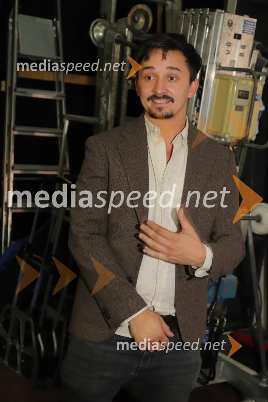 Trpko komična drama Pijani odpira sezono v mariborski Drami