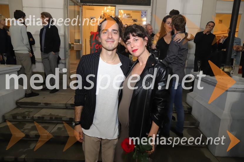  Petja Labović, igralec;  Lea Mihevc, igralkaTrpko komična drama Pijani odpira sezono v mariborski Drami