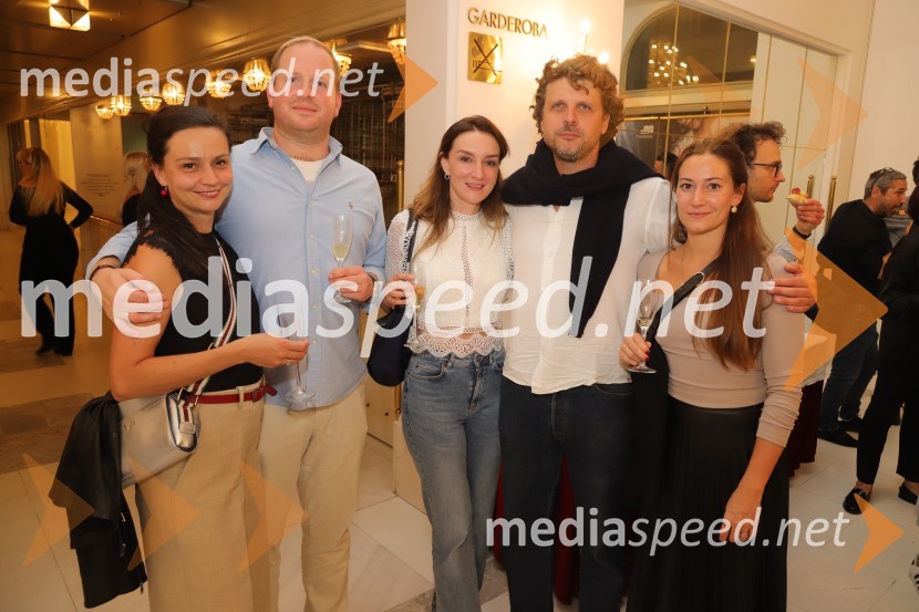 Trpko komična drama Pijani odpira sezono v mariborski Drami