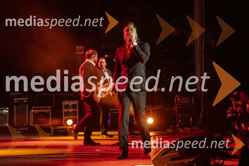  Jan Plestenjak, pevecJan Plestenjak, koncert v Križankah