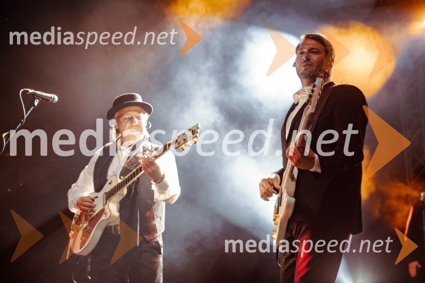  Zdenko Cotič - Coto, glasbenik;  Anže Langus Petrovič, basistJan Plestenjak, koncert v Križankah