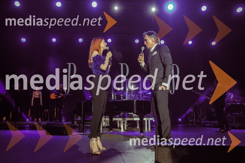  Eva Boto, pevka;  Jan Plestenjak, pevecJan Plestenjak, koncert v Križankah