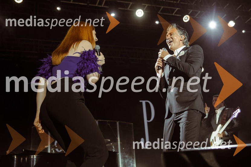  Eva Boto, pevka;  Jan Plestenjak, pevecJan Plestenjak, koncert v Križankah