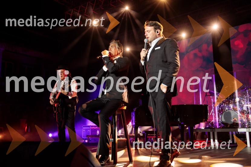  Zdenko Cotič - Coto, glasbenik;  Jan Plestenjak, pevec;  Anže Langus Petrovič, basistJan Plestenjak, koncert v Križankah