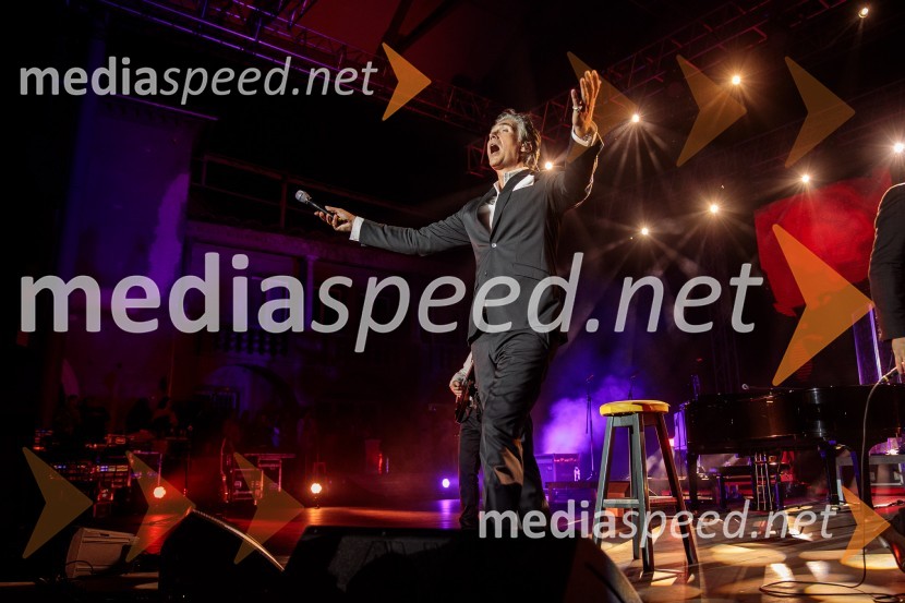  Jan Plestenjak, pevecJan Plestenjak, koncert v Križankah