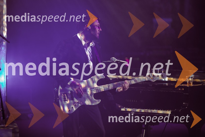  Anže Langus Petrovič, basistJan Plestenjak, koncert v Križankah