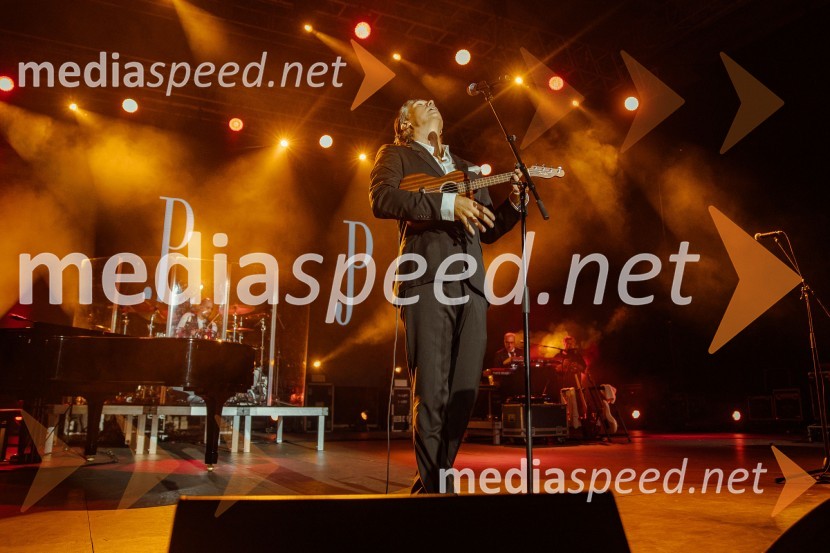  Jan Plestenjak, pevecJan Plestenjak, koncert v Križankah