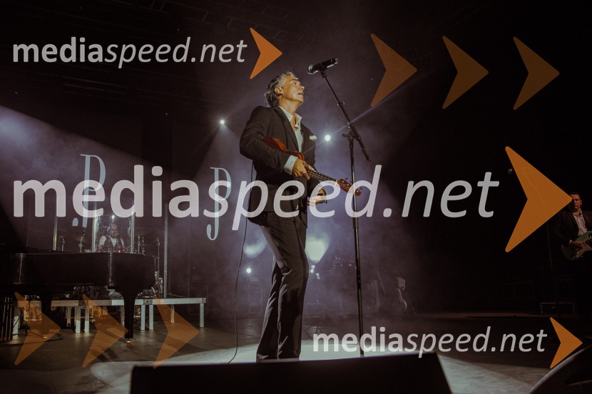  Jan Plestenjak, pevecJan Plestenjak, koncert v Križankah