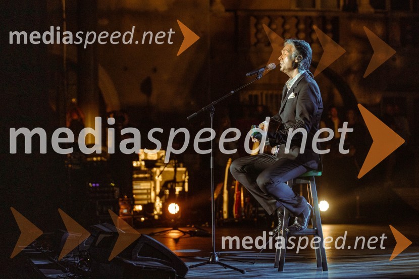  Jan Plestenjak, pevecJan Plestenjak, koncert v Križankah