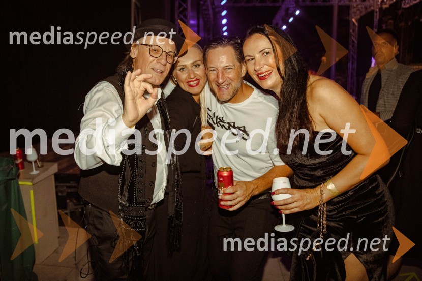  Zdenko Cotič - Coto, glasbenik;  ... ;  John Denhof, predsednik uprave NKBM;  ... Jan Plestenjak, koncert v Križankah