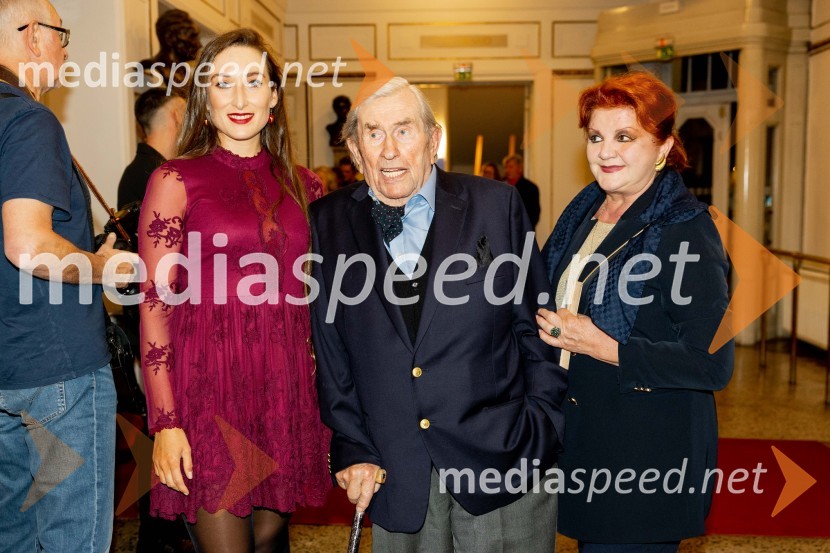  Gaja Višnar, igralka;  Jurij  Souček, igralec;  Milena  Morača, operna pevkaAntigona, prva premiera nove sezone v SNG Drama Ljubljana