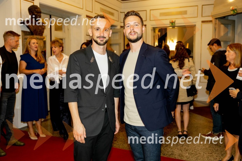  Jernej Pristov, vodja službe za odnose z javnostmi SNG Drama Ljubljana;  Alen Podlesnik, moderator, novinar POP TVAntigona, prva premiera nove sezone v SNG Drama Ljubljana